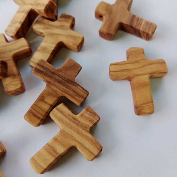 Perles croix en bois d'olivier - Fabrication française – Image 4