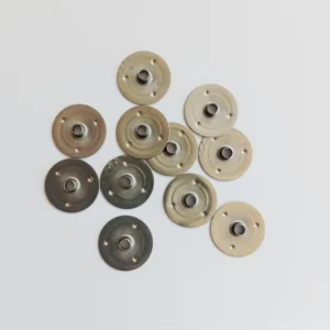 Embases métalliques pour mèches à bougie